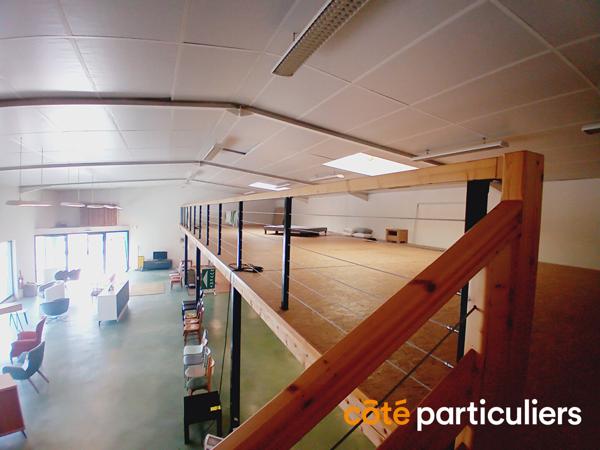 Vente
                Immeuble250 m² - 2 Pièces -
                    LANGUIDIC (56440)