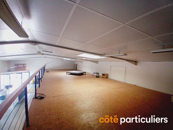 Vente
                Immeuble250 m² - 2 Pièces -
                    LANGUIDIC (56440)