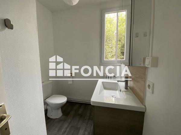 Location Appartement 2 pièces 30.82 m² - 32, RUE VICTOR HUGO Douarnenez 29100
