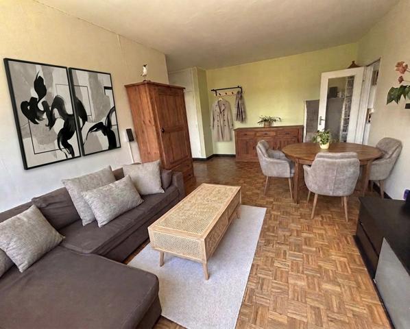Appartement
         3 pièces
        - 61 m² Exclusivité 245 000 € *