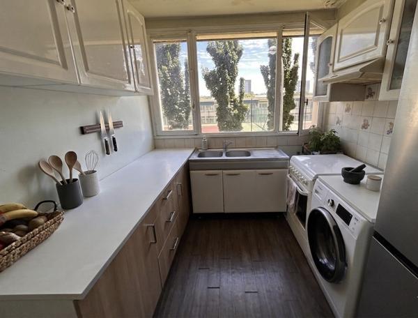 Appartement
         3 pièces
        - 61 m² Exclusivité 245 000 € *