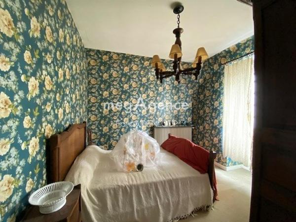 Maison à SAINT-HILAIRE-DU-HARCOUET, 50600 - 8 pièces 200m²