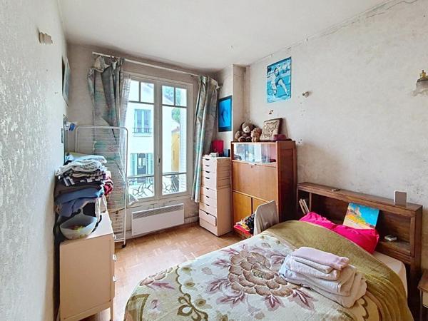 Appartement deux pièces proche Gares Meudon à rénover