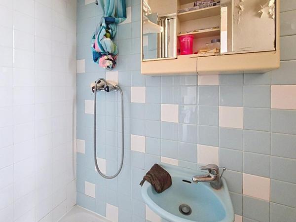 Appartement deux pièces proche Gares Meudon à rénover