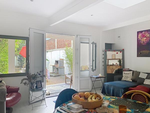 Maison avec jardin, terrasses, studio indépendant