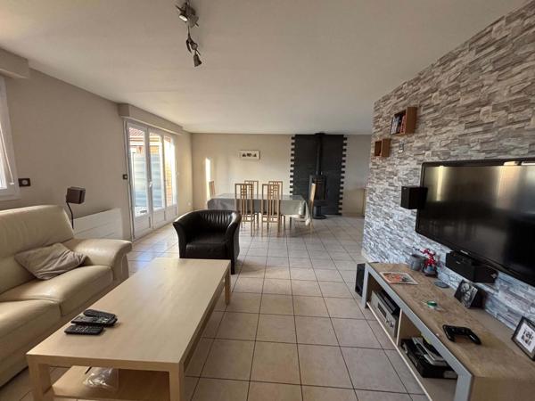 Belle maison individuelle 3 chambres possible 4
