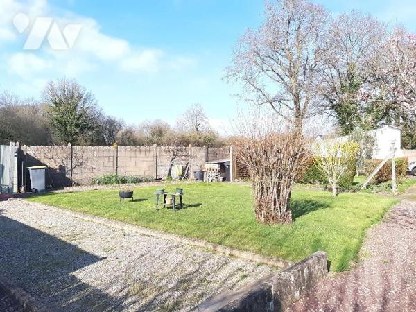 A vendre maison Saint-jacques de la lande, quartier la haie des Cognets, sur un terrain de 800 ...