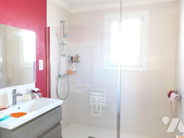 A vendre maison Saint-jacques de la lande, quartier la haie des Cognets, sur un terrain de 800 ...