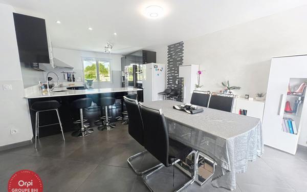 Maison à vendre    4 pièces •  Marsillargues