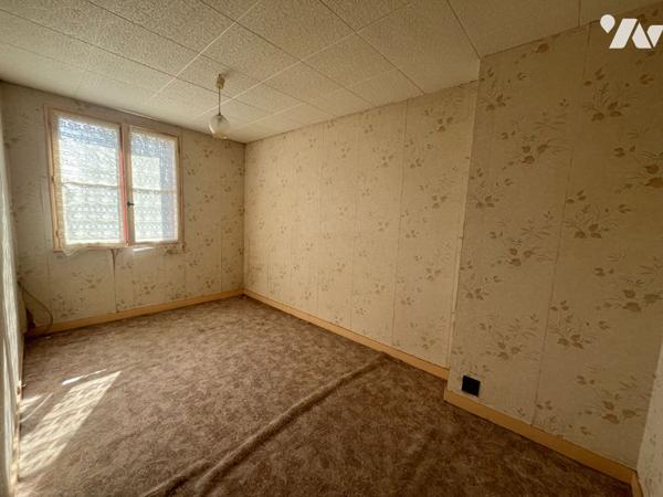 A VENDRE -Maison Le Puy Notre Dame