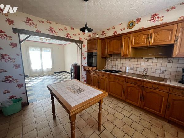 A VENDRE -Maison Le Puy Notre Dame