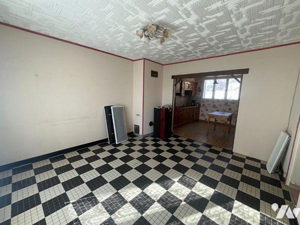 A VENDRE -Maison Le Puy Notre Dame