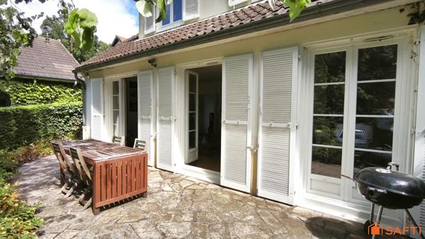 Une maison discrète qui cache un joli privilège