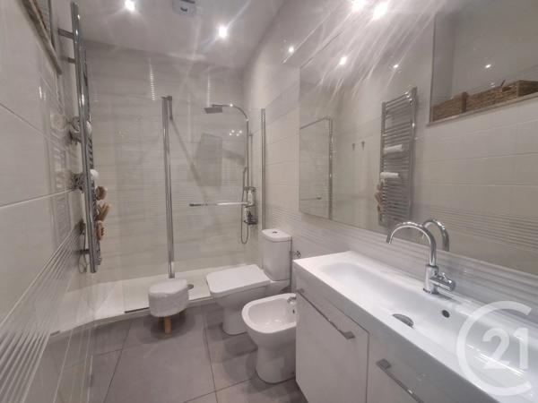 Appartement à vendre  3 pièces - 95 m 2   BEAUSOLEIL  - 06