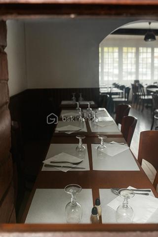 Immeuble mixte de 270 m²