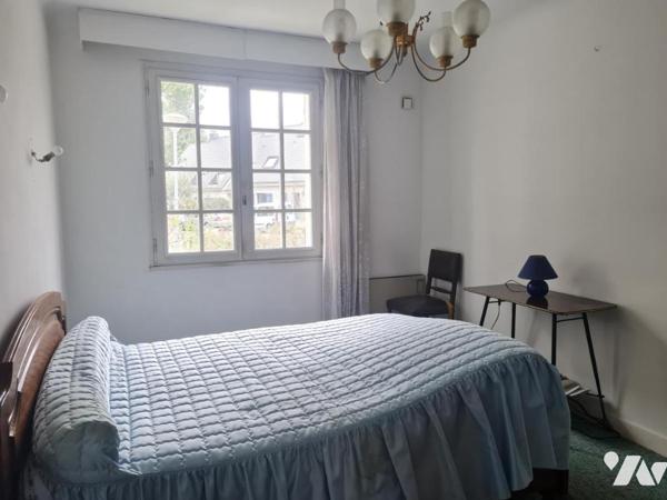 SAINTE-LUCE-SUR-LOIRE - Maison de 1979 avec 3 chambres, garage et jardin