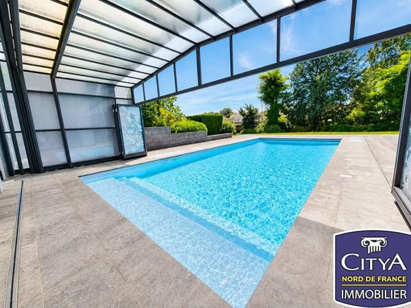 Maison à vendre 11 pièces 293m² Avesnes-les-Aubert (59129)