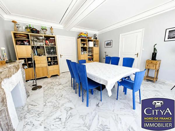 Maison à vendre 11 pièces 293m² Avesnes-les-Aubert (59129)