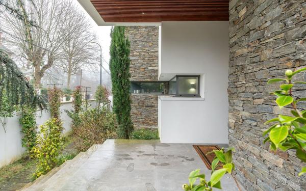 Maison à vendre    7 pièces • 454 m2 La Varenne - Saint-Maur-des-Fossés