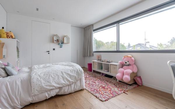 Maison à vendre    7 pièces • 454 m2 La Varenne - Saint-Maur-des-Fossés
