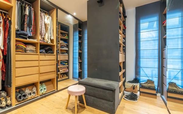 Maison à vendre    7 pièces • 454 m2 La Varenne - Saint-Maur-des-Fossés