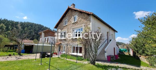 Maison 13 pièces - 234 m²