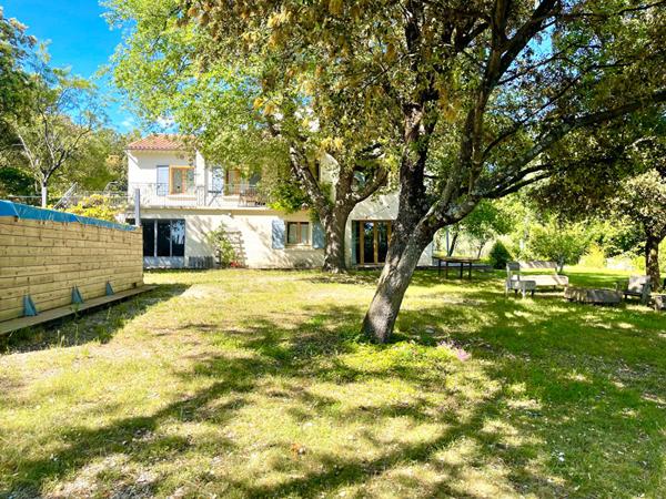 Superbe propriété au coeur de la nature