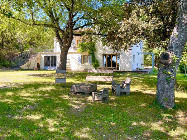 Superbe propriété au coeur de la nature