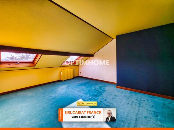 IMMEUBLE DE 221 M² AVEC ZONE COMMERCIAL DE 76 M², L’ENSEMBLE SUR 457 M² DE TERRAIN CLOS