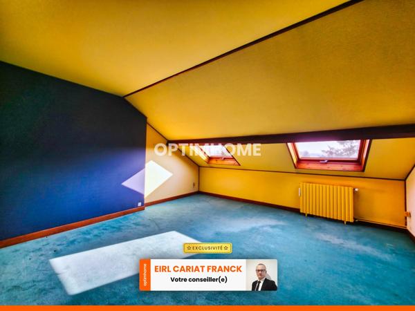 IMMEUBLE DE 221 M² AVEC ZONE COMMERCIAL DE 76 M², L’ENSEMBLE SUR 457 M² DE TERRAIN CLOS