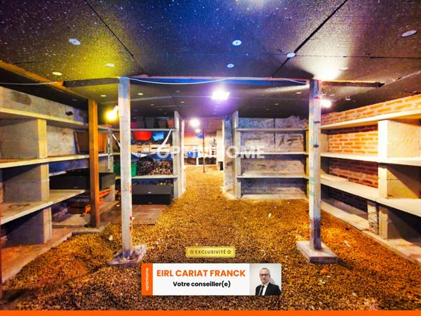 IMMEUBLE DE 221 M² AVEC ZONE COMMERCIAL DE 76 M², L’ENSEMBLE SUR 457 M² DE TERRAIN CLOS