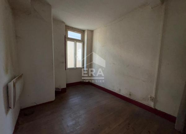 Immeuble au centre de Bagnères de Bigorre.