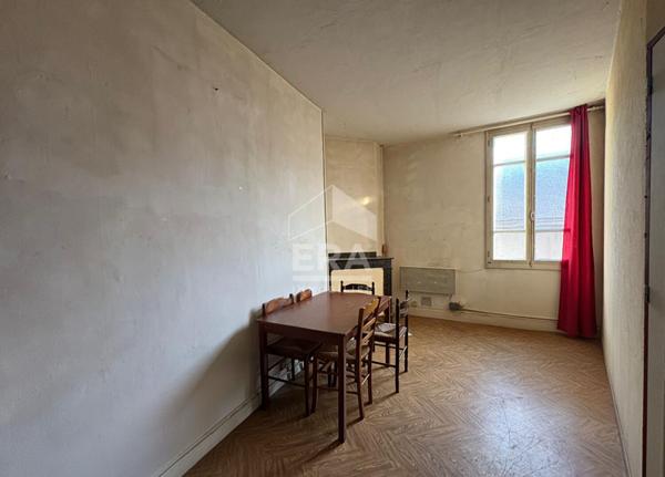 Immeuble au centre de Bagnères de Bigorre.