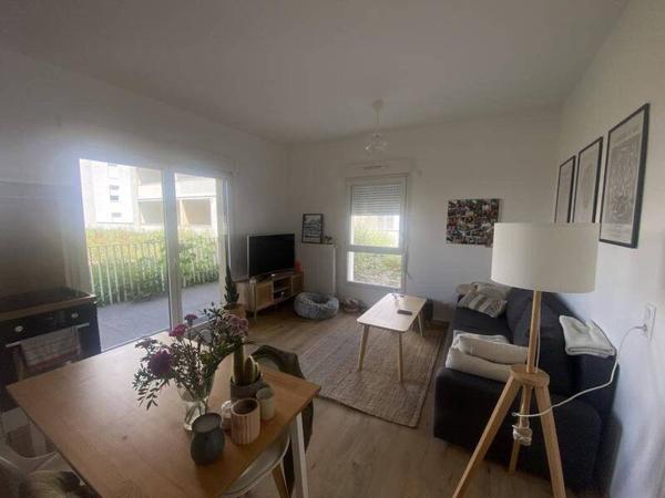 Appartement 2 pièces                                        - 44300 Nantes Réf : 11828