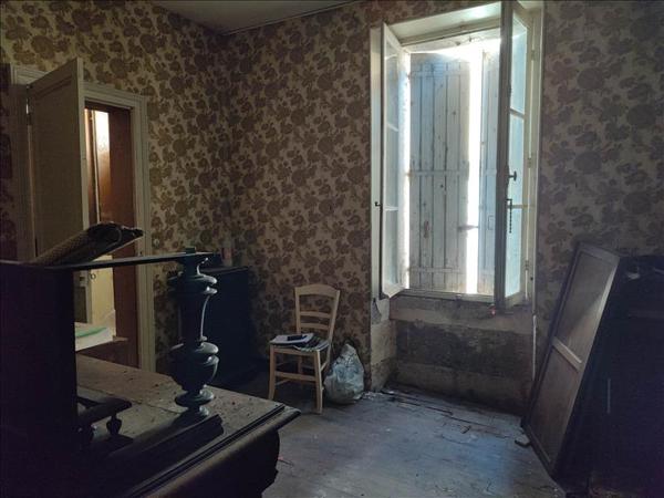 Maison à vendre |  Chalais |  10 pièces | 217 m²