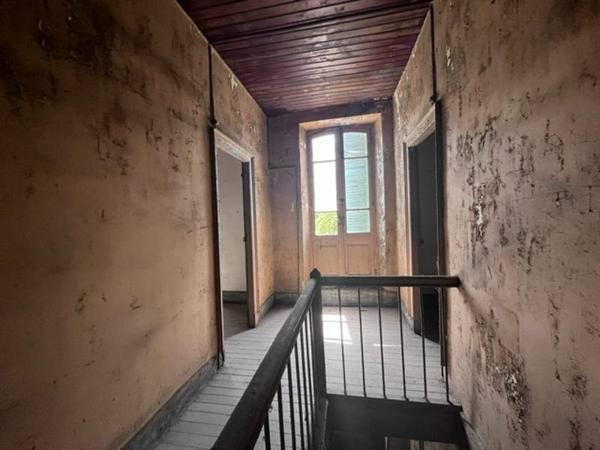 Maison 35 000 € Capdenac 8 p 195 m² DPE