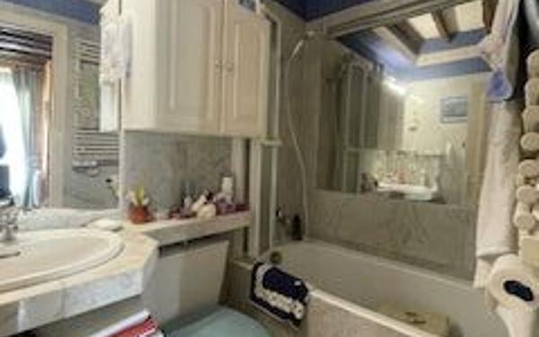 Appartement à vendre    2 pièces • 26,82 m2 Paris 11