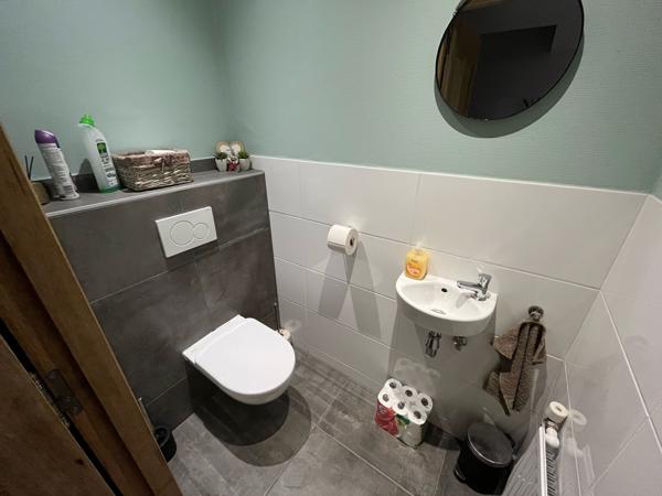 Laurie (15500) Ensemble immobilier rénové