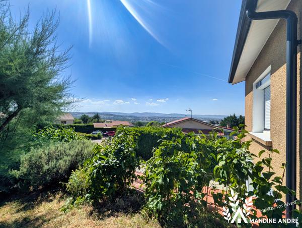 Maison
         6 pièces
        - 135 m² Exclusivité 400 000 € *