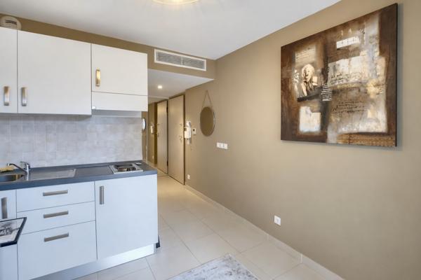 Magnifique studio à deux pas de la mer et de la gare