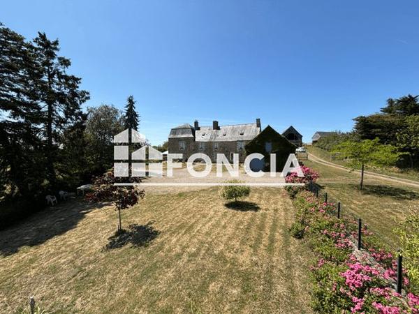 À vendre Maison 10 pièces 275 m² - Blandouet-saint Jean 53270