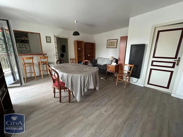 Appartement à louer 1 pièce 37.2m²
