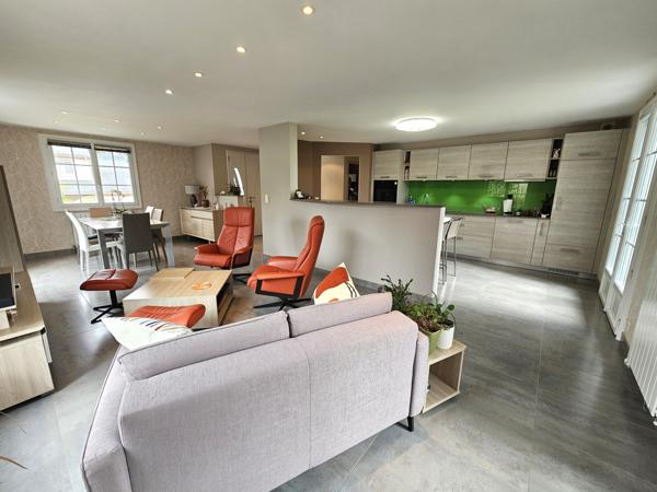 Maison 174m², 4 chambres, 2 bureaux et un sous-sol