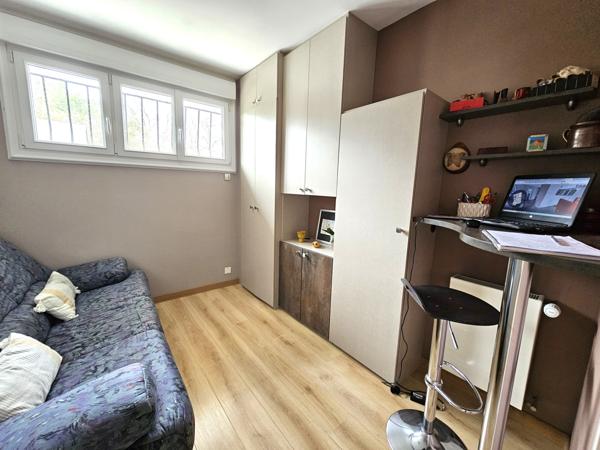 Maison 174m², 4 chambres, 2 bureaux et un sous-sol