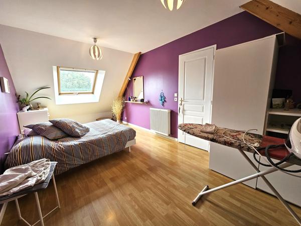 Maison 174m², 4 chambres, 2 bureaux et un sous-sol