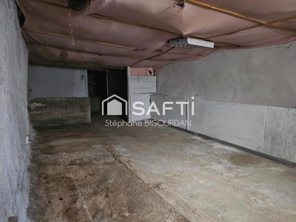 Maison de village 142m² + grange, 4 ch, Pirey