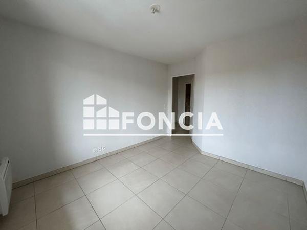 Location Appartement 3 pièces 53.22 m² - ANGLE RUE MARCEAU T RUE DES VIGNES Cogolin 83310