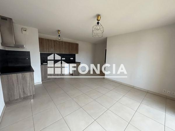 Location Appartement 3 pièces 53.22 m² - ANGLE RUE MARCEAU T RUE DES VIGNES Cogolin 83310