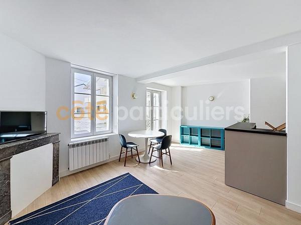 Vente
                Maison170 m² - 7 Pièces -
                    ARBONNE (64210)