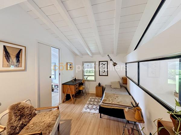 Vente
                Maison170 m² - 7 Pièces -
                    ARBONNE (64210)